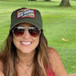 Meet your Posher, Elizabeth